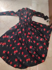 gown