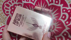 Charlotte Tilbury Pillow Talk Medium - Blur