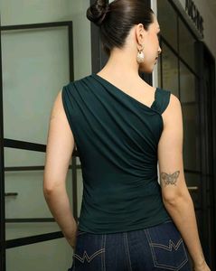 Chic Green Sleeveless Top