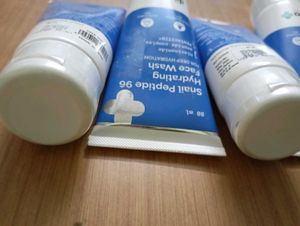 Snail Peptide 96 Hydrating Face Wash
