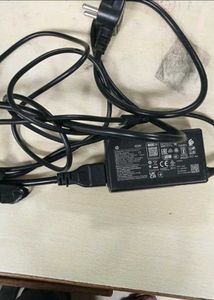 HP LAPTOP CHARGER NEW AND ORIGINAL 65 WATT