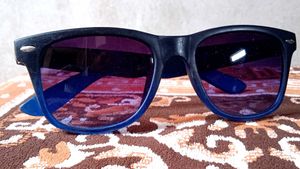 Wayfarer Style Sunglasses