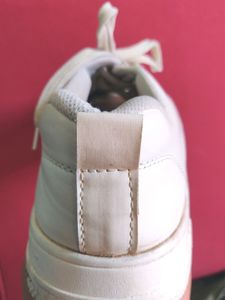 White Stylish Sneakers | 25 - 26 cm |