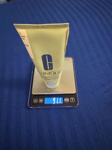 Clinique Exfoliating Scrub