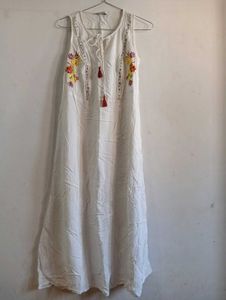 Beautiful Embroidery Kurti