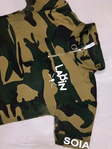 Crop T Shirt With Chain Bust