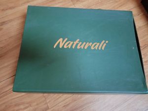 2 Gift Box