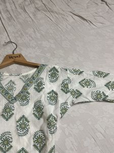 Cotton V-Neck Short Kurti