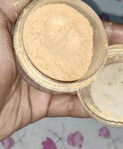 Highlighter Cum Eyeshadow Powder
