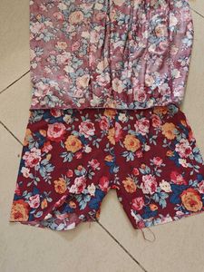 Floral Print divider Skirt