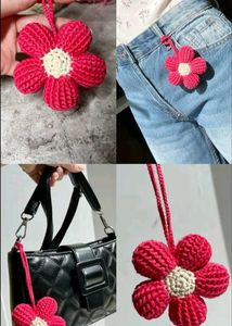 Daisy Flower Keychain