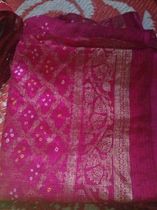 2 Saree Combo Red Sree Georgette Kiye Aur Pink Sar