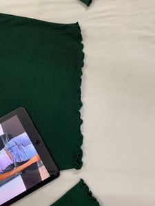 Emerald Square Neck Crop Top 💚