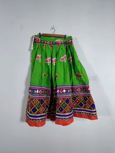 Green Embroidered Lehenga Set (Girl&#39;s)