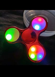 2 Spinner With Colourful LED Lights