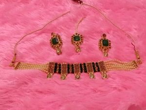 Nacklace