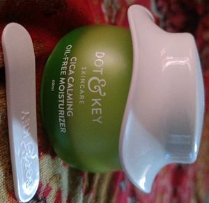 Dot & Key Cica Calming Oil-Free Moisturizer