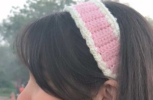 Crochet Headband - Pink &amp; White