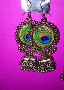 Earings