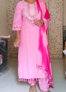 Trendy Pink Tassel Look Kurti With Pant,dupatta