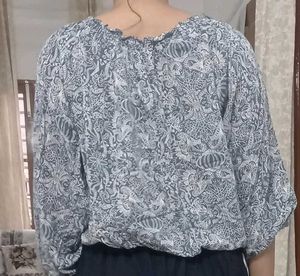 ✨️Floral Print Top💟