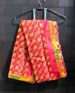 RED & GOLD  CHUNNI/CHUNRI