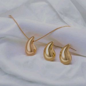Bottega Hoops And Pendant