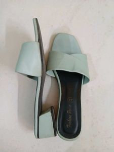 Green Fashion Point Slides