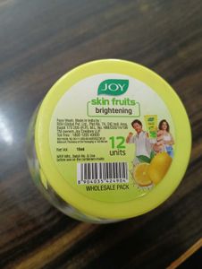 JOY Skin Fruits Brightening Face Wash (12 Units)