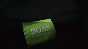NEVER USED BLACK BOSS T-SHIRT