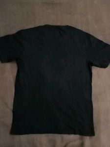 Bare Round Neck Tshirt In M Size