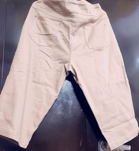 Khaki Color Capri For Girl Or Woman 38 Waist