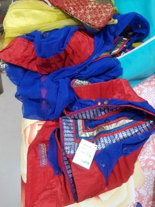 Readytowear Saree With Semi Stitched Blouse
