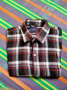 Men's Hackers Plaid Button-Down Shirt