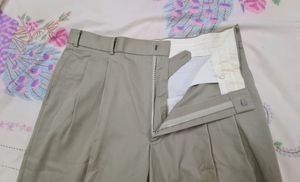 St. Andrews: Beige Pants