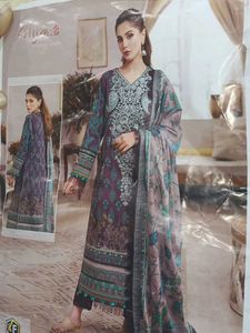 Beautiful Pakistani Salwar Kameez Unstitched Suit.