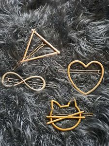 [Brand New] Korean Metal Hair Pins 🫰🏻💕