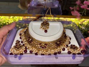 BMaroon Necklace Choker With Maangtika And Earing