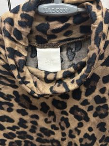 Leopard Print Turtleneck Top