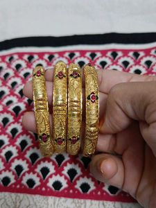 Gold-Plated Bangle Set