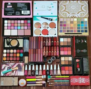 Cosmetic Combo Total 17 Item