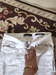 White Super Skinny Jeans