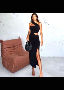 Black One-Shoulder Ruched Slit Dress