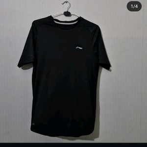 LI-NING BADMINTON TSHIRT ( black )