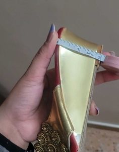 Embellished Toe Ring Sandals