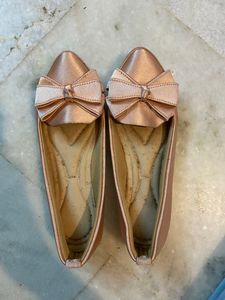 Bow Design Ballet