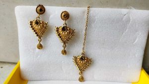 Beautiful Necklace With Earrings And Mangtika,...