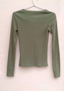 Sage green ribbed full sleeves top