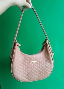 Classy Handbag 👜