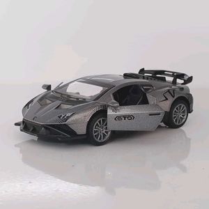 Famous Model Toy Car (Pcs.1)